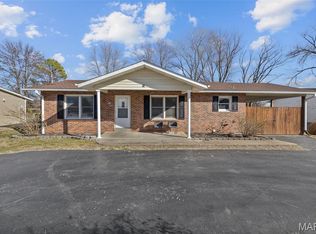 812 Horine Rd, Festus, MO 63028