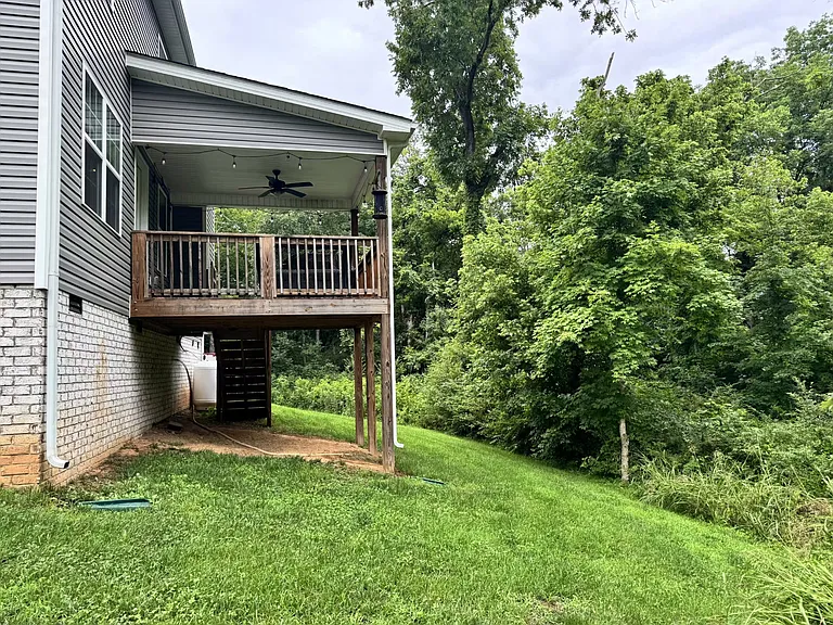 1057 Brightwood Ct — Photo 42