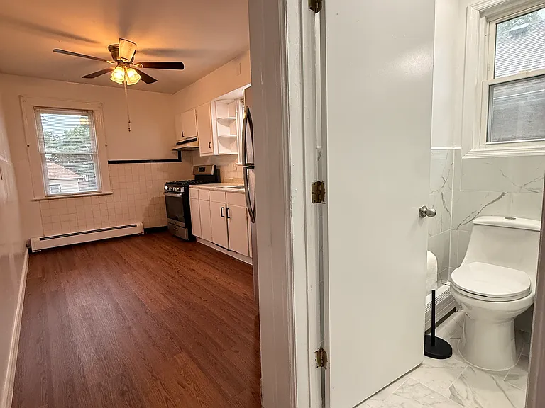 579 Oregon Ave #2 — Photo 7