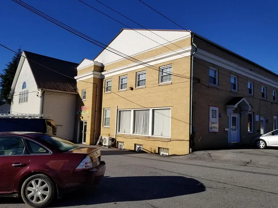 110 N Main St #2B