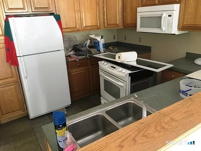 2 bed, 1.0 bath, 956 sqft, $1,850 — Photo 2