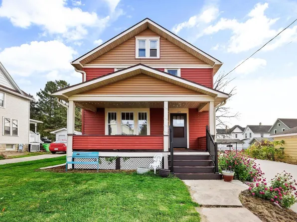 109 La Crosse Street, Beaver Dam, WI 53916