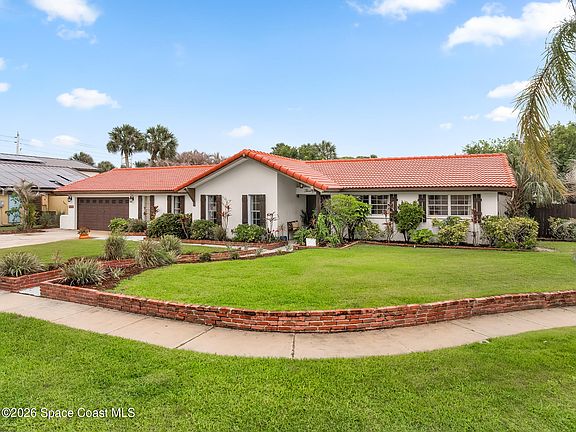 5th image of 305 Sand Pine Rd
