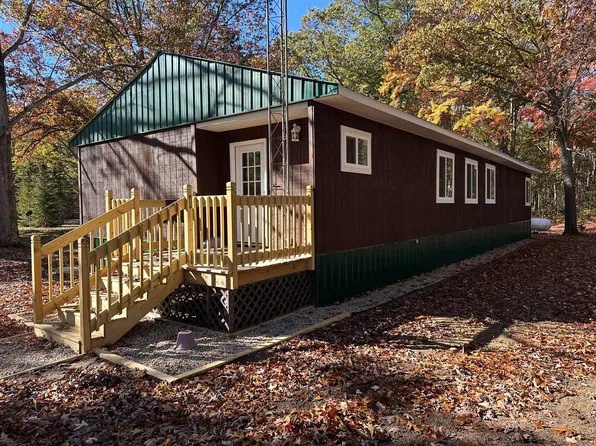9170 E Kinney Rd, Branch, MI 49402