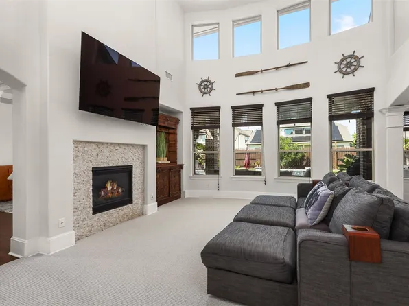 13018 Wintery Tide Dr, La Marque, TX 77568