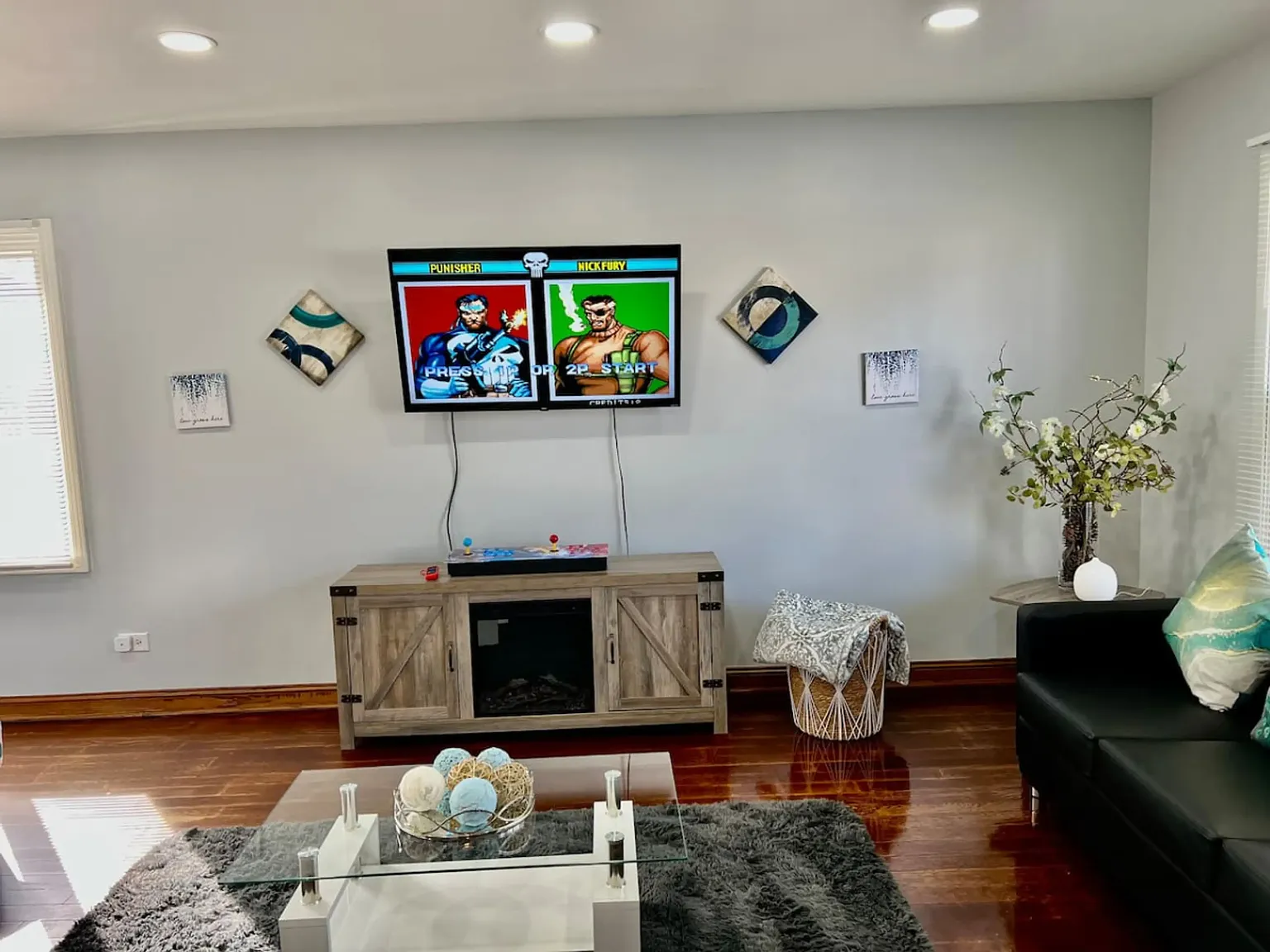 4 bed, 1826 sqft, $9,100 — Photo 2