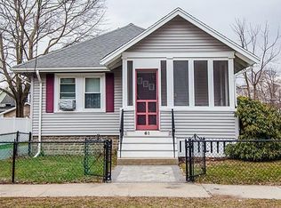 61 Madison Ave, Wakefield, MA 01880