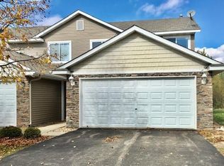 1395 Prairie View Trl, Farmington, MN 55024