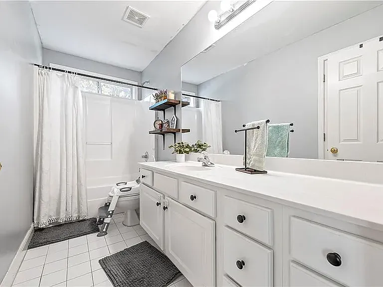 115 Stonewall Dr — Photo 17