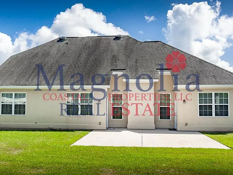 695 E Bristol Way — Photo 36