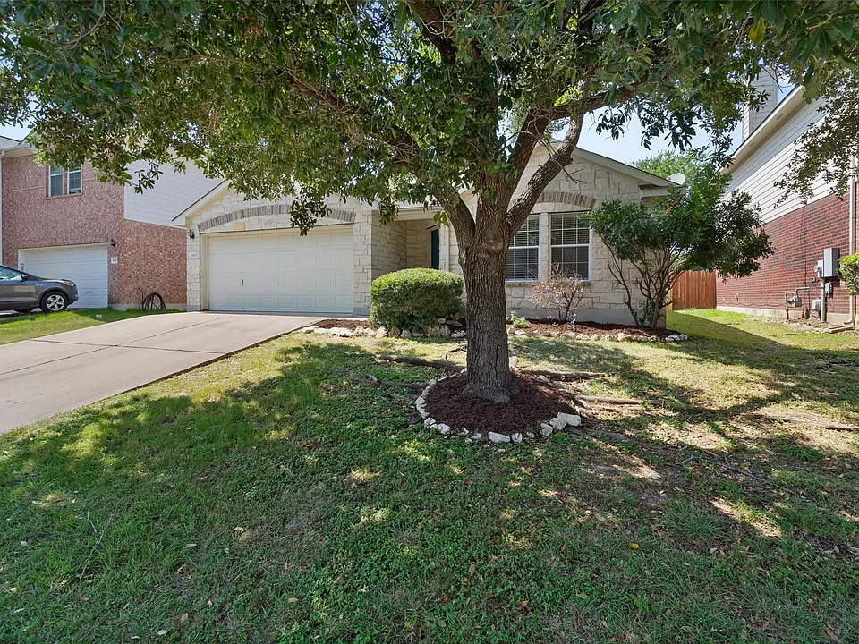 1083 Zeus Cir