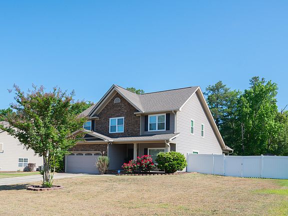 2nd image of 5565 Pershing Dr