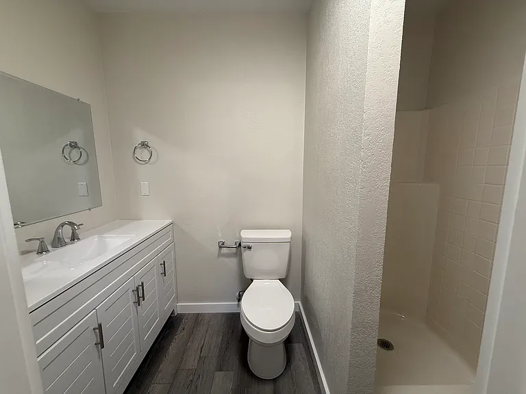 1509 E Roosevelt St #3 — Photo 6