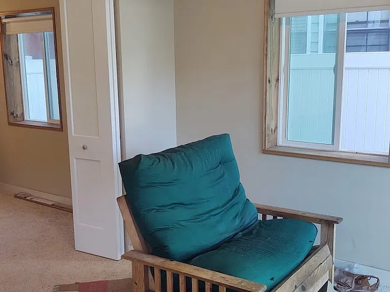 1177 Nelrose Ave — Photo 4
