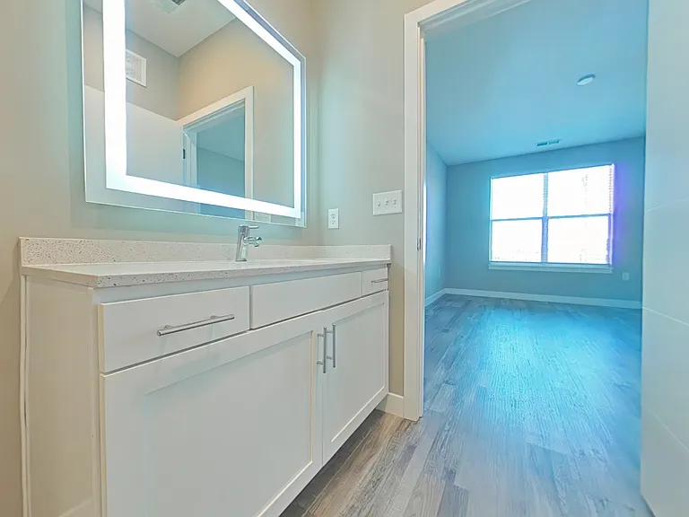 Allure Apartments — Photo 87