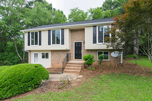 180 Arthur Cir Photo 1