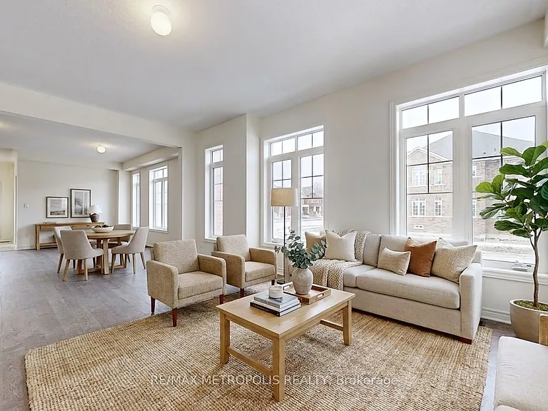 647 Fleetwood Dr — Photo 10