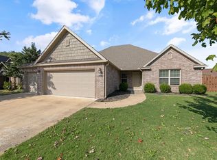 4400 SW Bermuda Ave, Bentonville, AR 72713