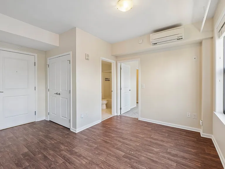 The Ashley Apartments — Photo 61