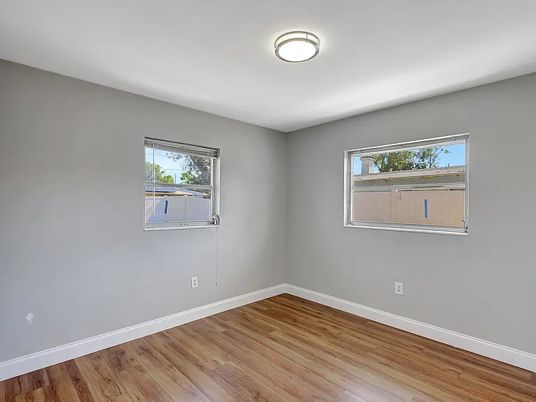 3853 Nottingham Dr — Photo 25