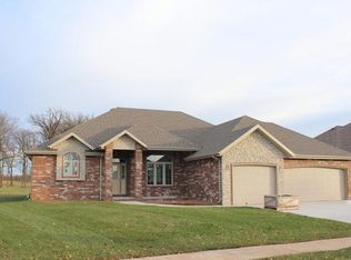 3615 W Wayland St, Springfield, MO 65807