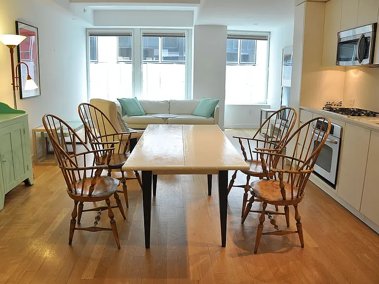 90 William St #9D — Photo 1