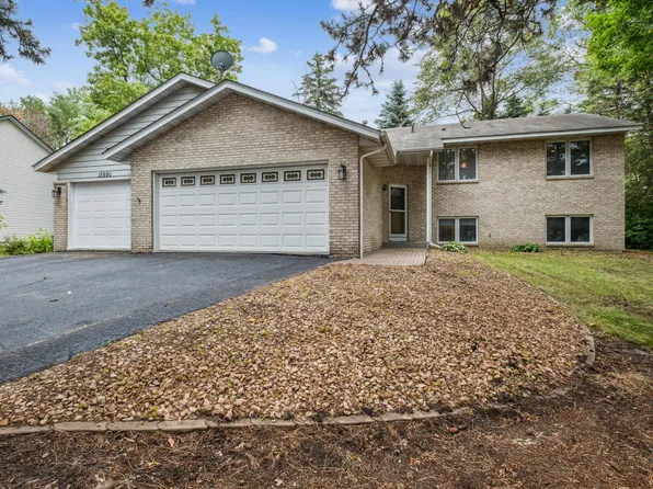 15990 Garden View Dr, Apple Valley, MN 55124