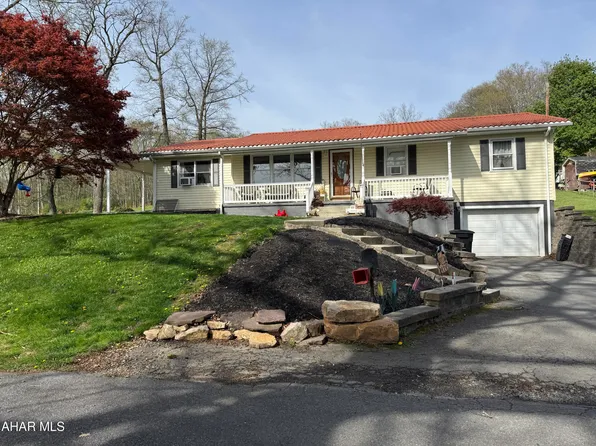 133 Valley View Rd, Bedford, PA 15522