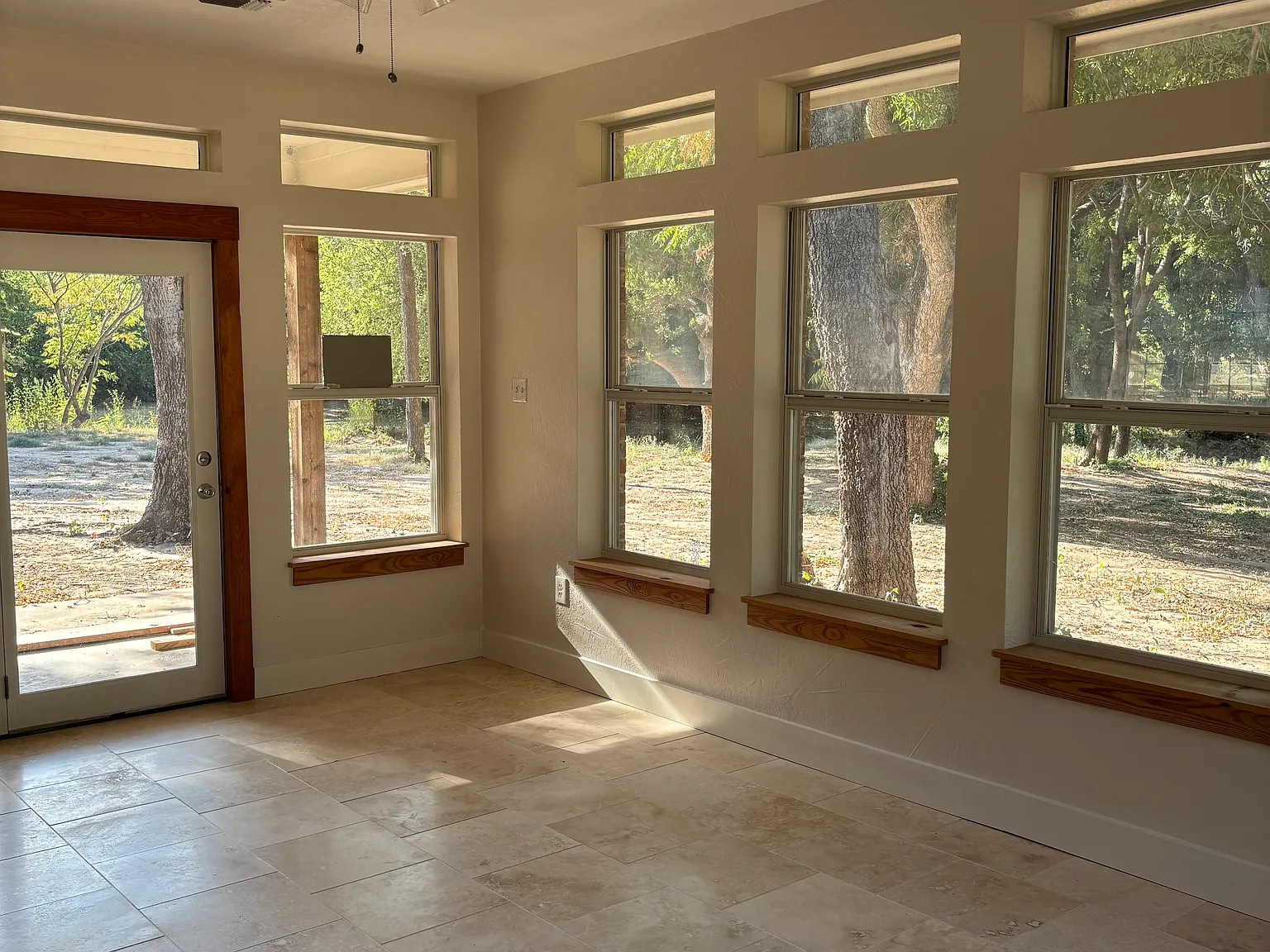 3 bed, 2035 sqft, $2,000 — Photo 4