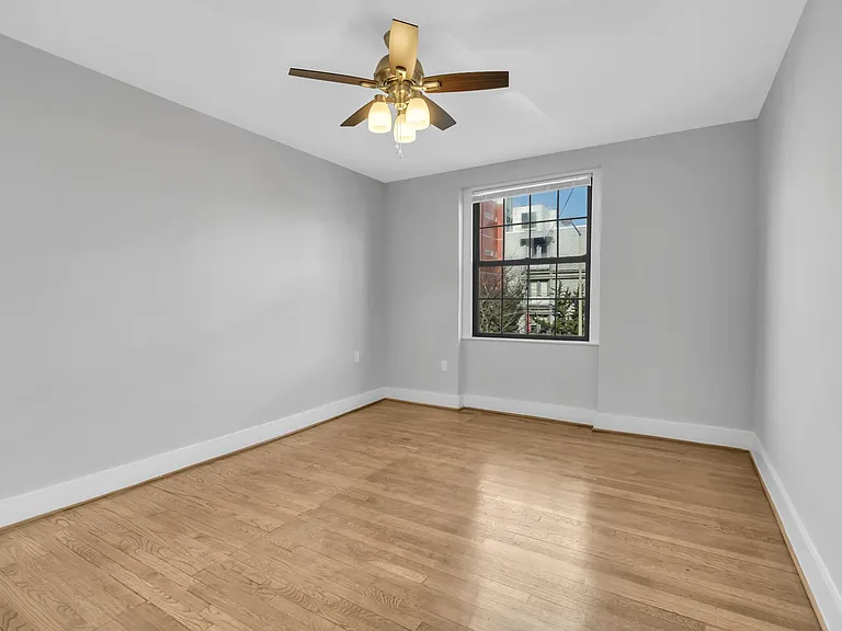 1440 Chapin St NW — Photo 20