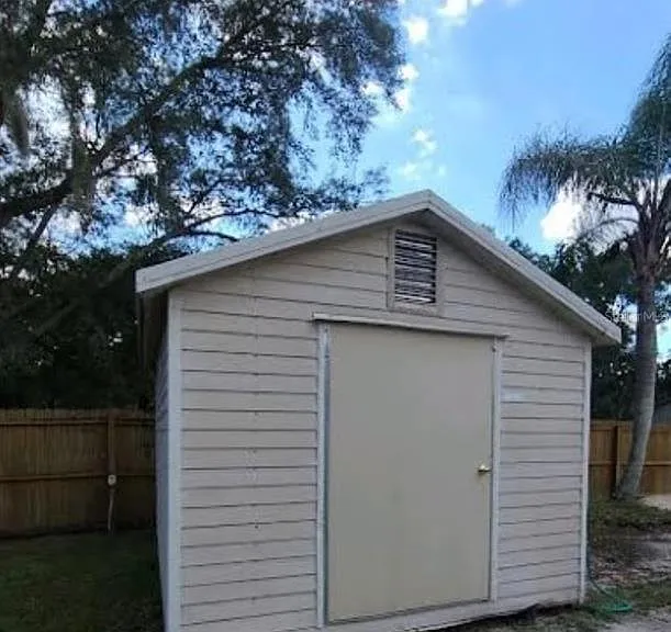 8005 Beltrees Ct — Photo 39