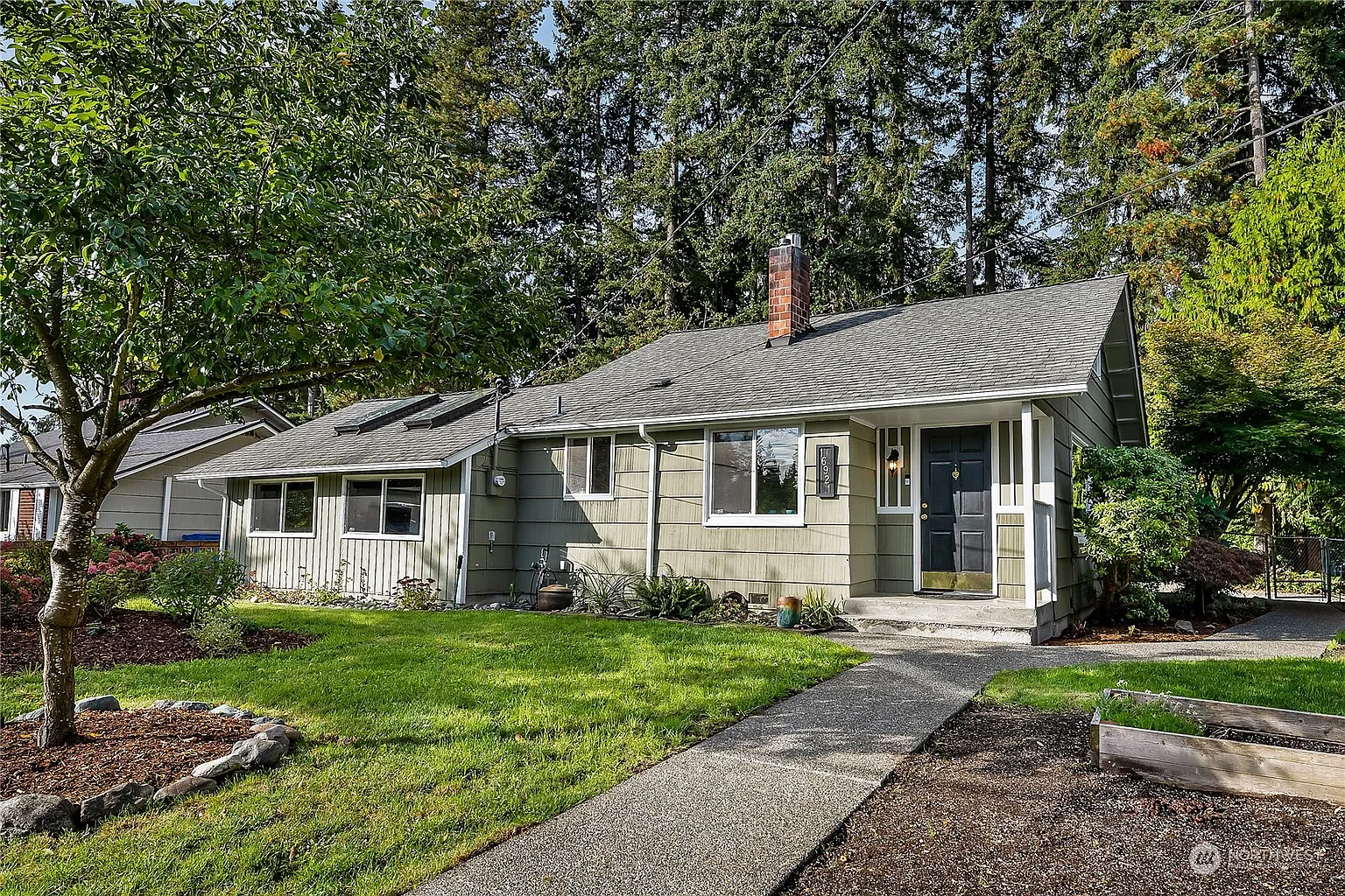 16921 22nd Avenue NE photo 1