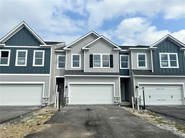 158 River Ridge Dr, Moon/crescent Township, PA 15108