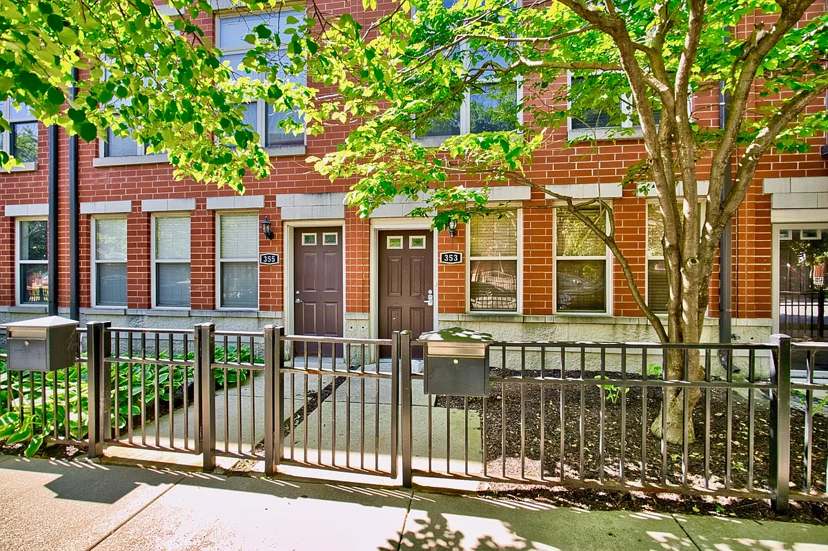 Building Photo - 353 E Eastgate Pl