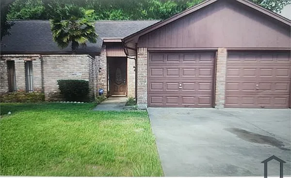 3906 Glen Cove Cir — Photo 1