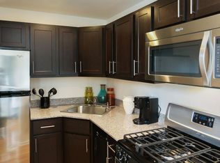 5052 N Sheridan Rd, Chicago, IL 60640