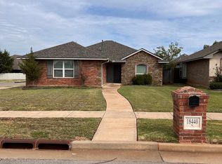 18440 Camborne Ave, Edmond, OK 73012