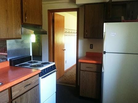 3rd image of 1528 E South St