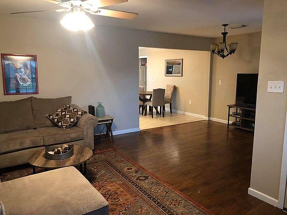 3rd image of 31 Willow Ln
