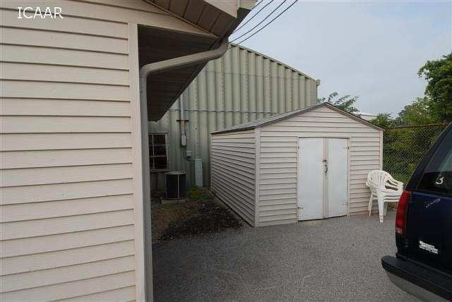 2nd image of 1515 Willow Creek Dr