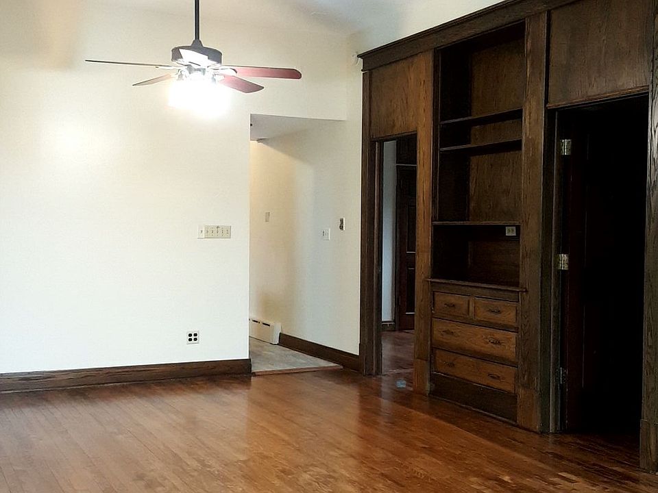 1st image of 2212 N Sawyer Ave APT 1