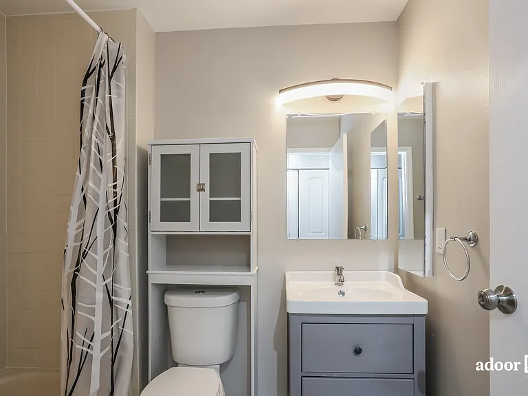 11329 Maybrook Ave — Photo 9