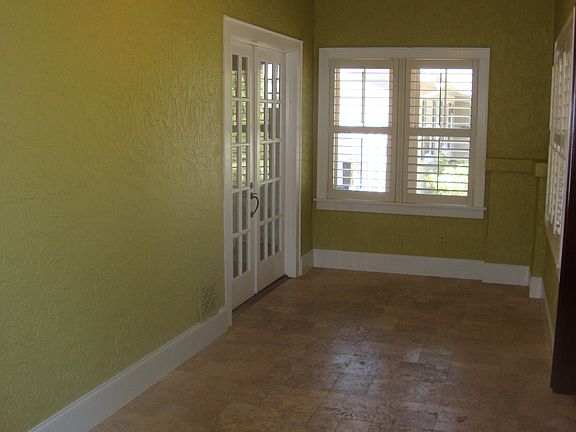 Foyer/Office