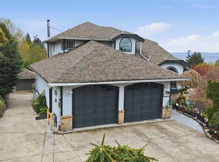 1481 Shaughnessy Pl, Sunshine Coast, BC V0N 1V5