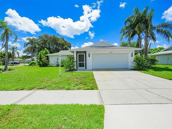 2nd image of 1371 Palmwood Dr