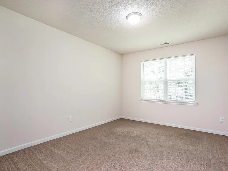 1056 S Philwood Ct — Photo 13