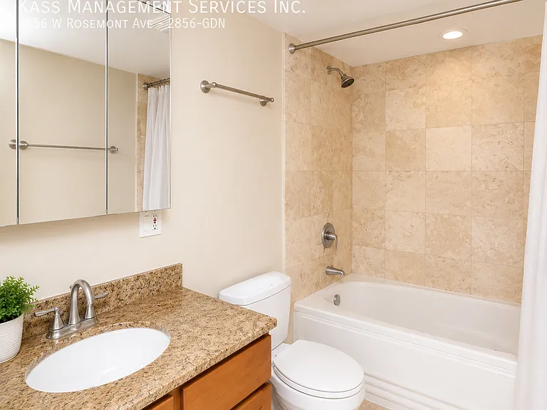 2856 W Rosemont Ave #2856 — Photo 4