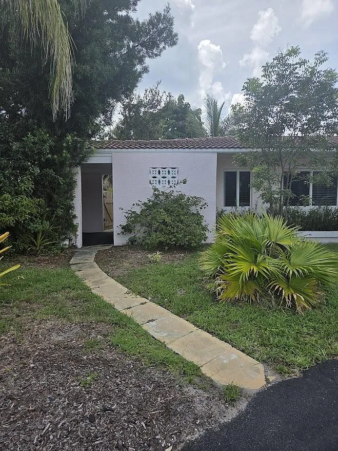 1 bed, 1.0 bath, 600 sqft, $1,800 — Photo 3