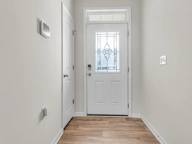 316 Isabelle St — Photo 2