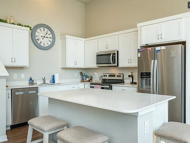9656 Heightsview Dr — Photo 5